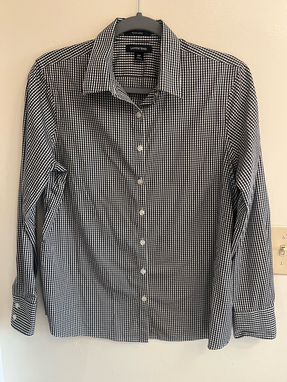 Lands' End Woman’s Black & White Gingham Button-Down Shirt 100% Cotton 10P